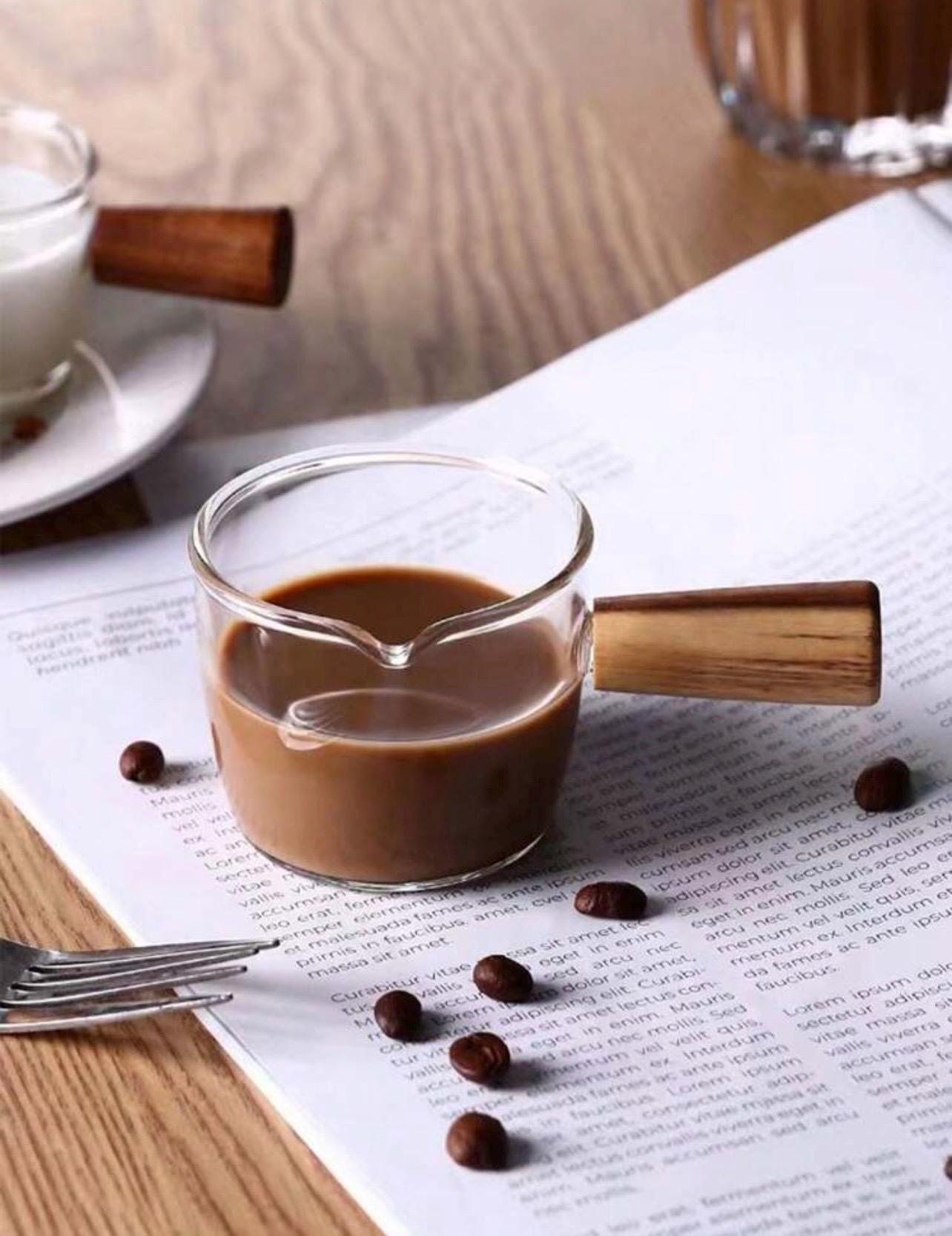 Mini Glass Sauce Cup with Wooden Handle – 100ml Heat-Resistant Espresso & Syrup Pitcher