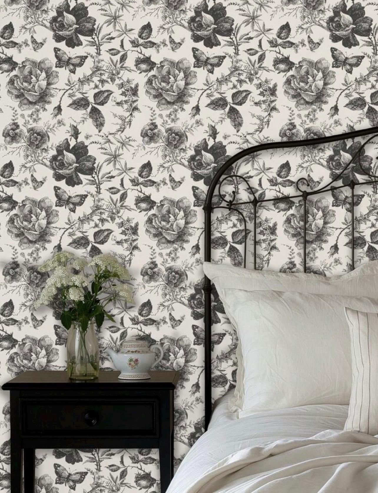Black Floral Botanical Peel and Stick Wallpaper - Alligator Rose Co