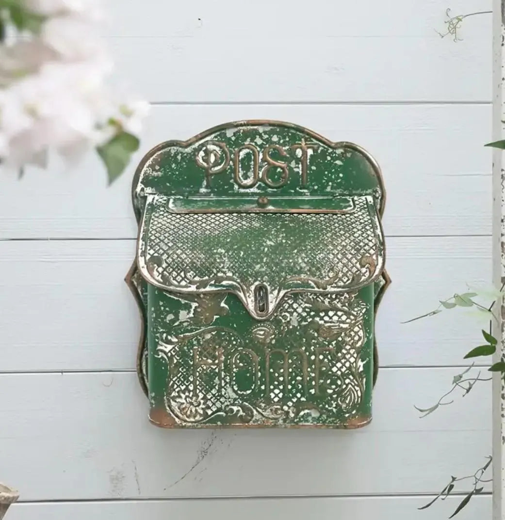 Vintage Inspired Green Metal Mailbox - Alligator Rose Co