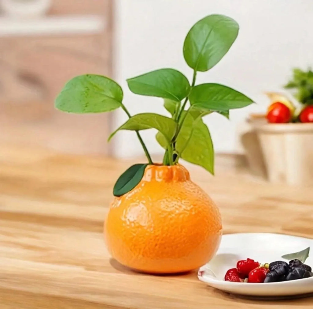 Orange Fruit Vase – Glossy Citrus-Inspired Bud Vase for Small Flowers & Cuttings